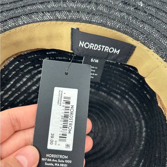 Nordstrom Women’s Black Straw Hat - Picture 2 of 3